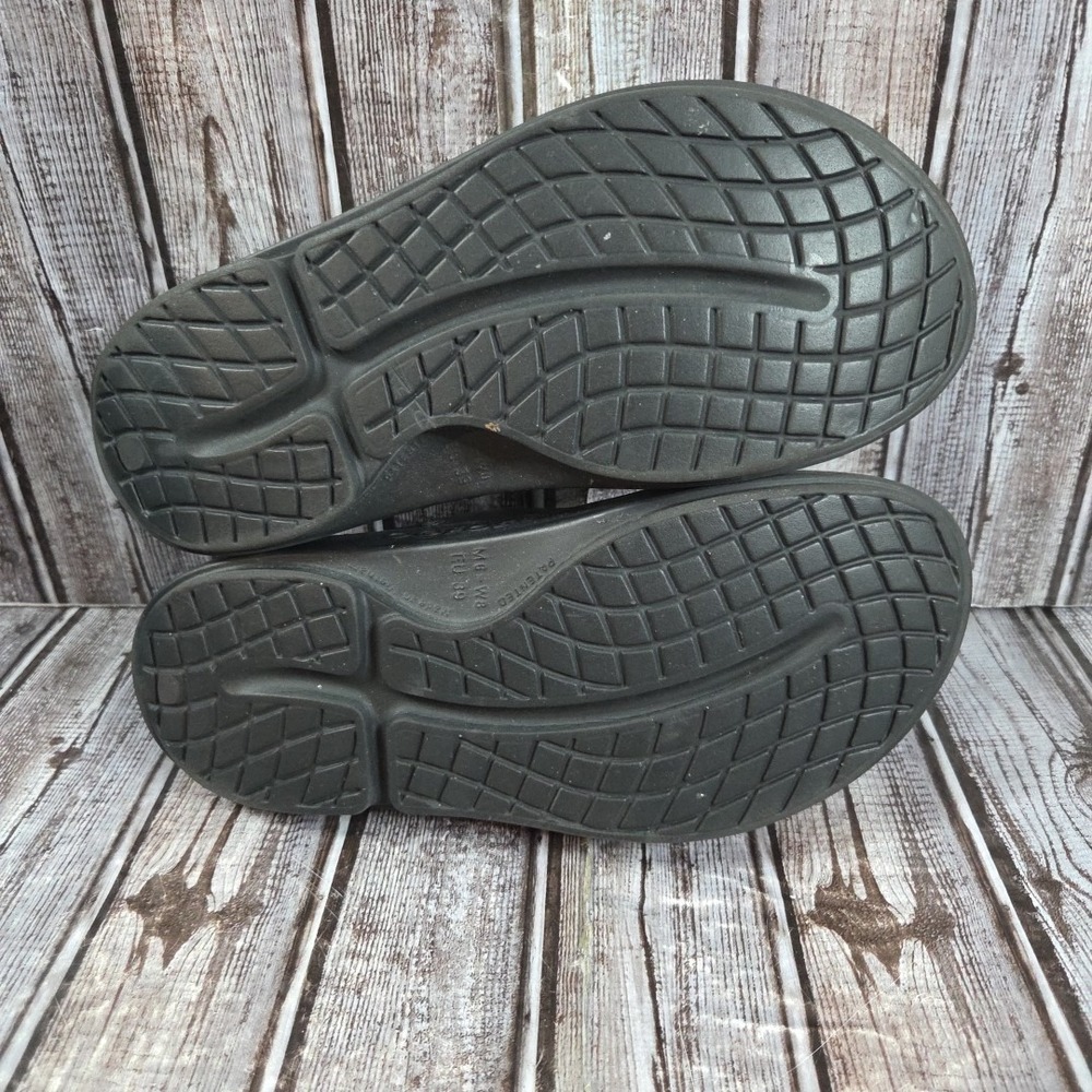 Unisex Oofos OOahh Gold Black Rubber Comfort Slide Sandals Size Mens 6 Womens 8 - Picture 7 of 8